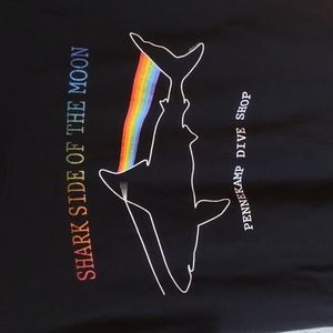 The Duck Company | Sharkside of the Moon Pennekamp Dive Shop Size S GUC